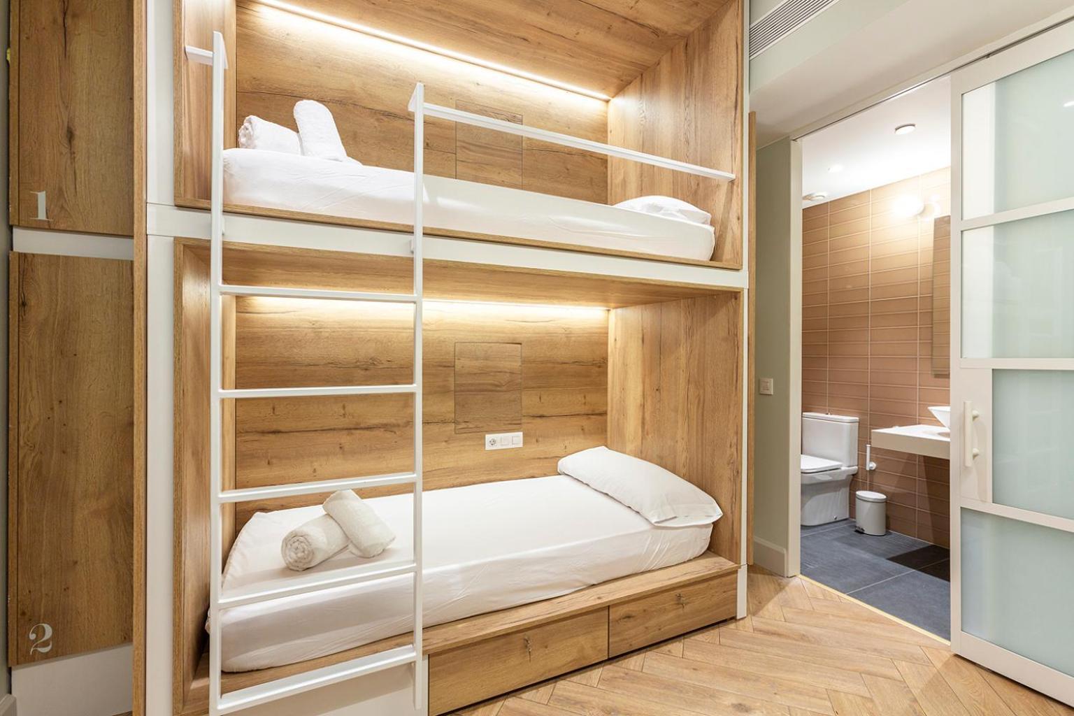 Weflating Boutique Hostel Барселона Екстериор снимка
