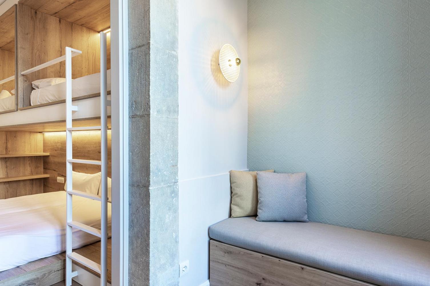 Weflating Boutique Hostel Барселона Екстериор снимка